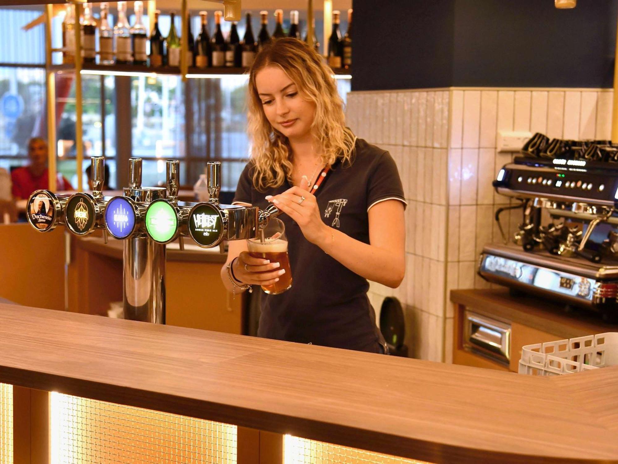 Ibis Budget Nantes Reze Aeroport Exteriör bild