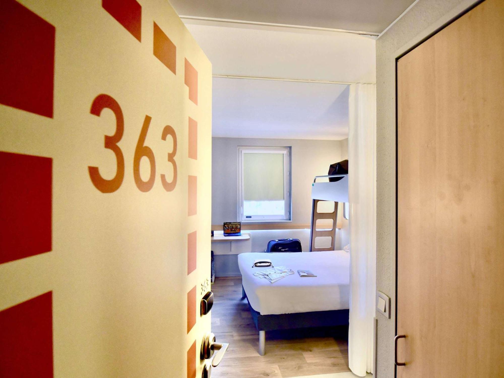 Ibis Budget Nantes Reze Aeroport Exteriör bild