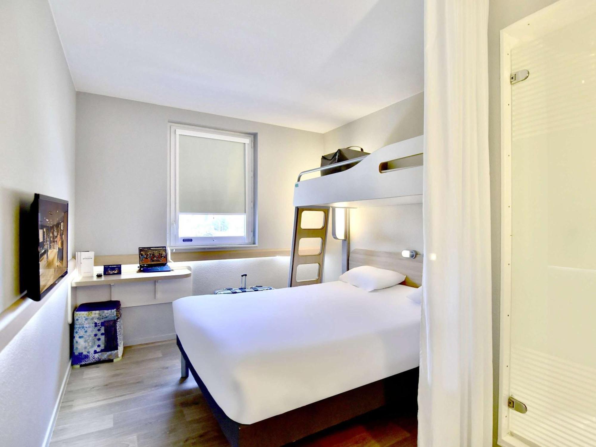 Ibis Budget Nantes Reze Aeroport Exteriör bild