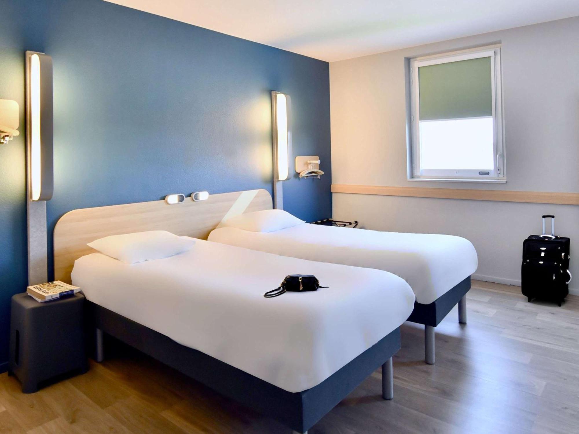 Ibis Budget Nantes Reze Aeroport Exteriör bild